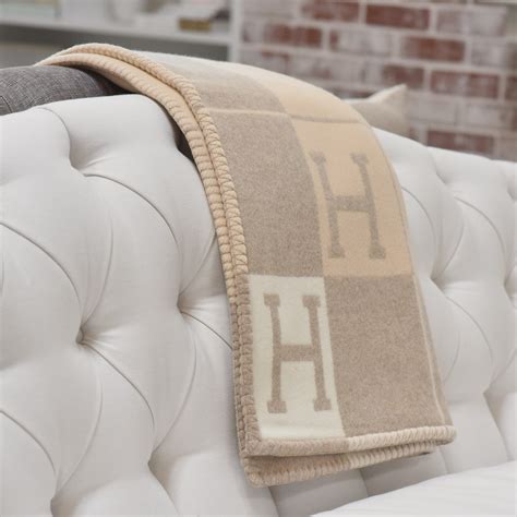 HERMES Wool Cashmere Avalon III Blanket Coco Camomille 